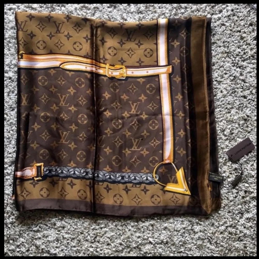 Silk scarf/ shawl/ wrap